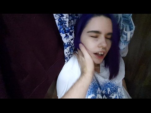 ❤️ Našao sam svoju sestru u ormaru i pomogao joj da svrši ❌ Kurve kod nas ❌️